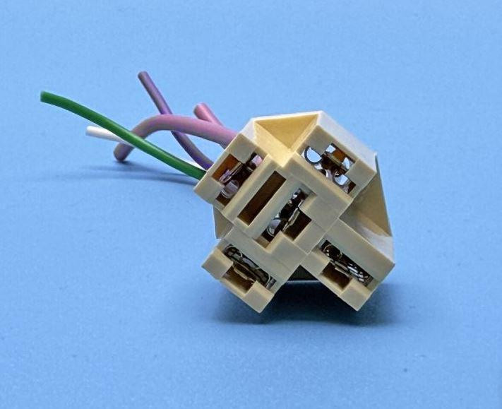 Разъем реле 40А пластиковый 5-контактный с проводом  (Украина) Харьков - изображение 1