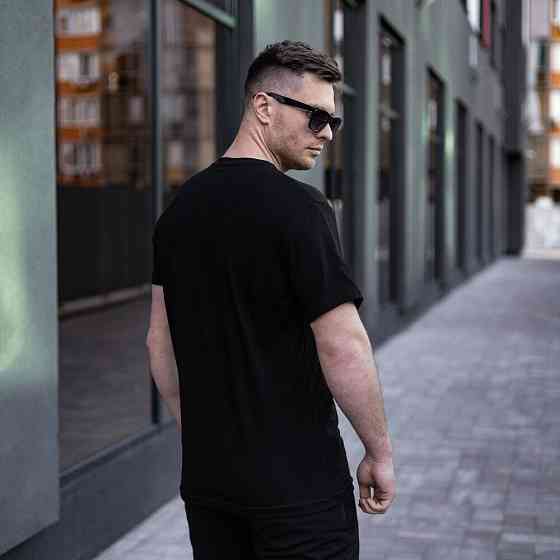 Мужская хлопковая футболка Pobedov Peremoga черная Киев