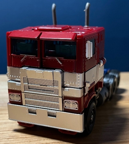 Оптімус Прайм, трансформери. Киев - изображение 3