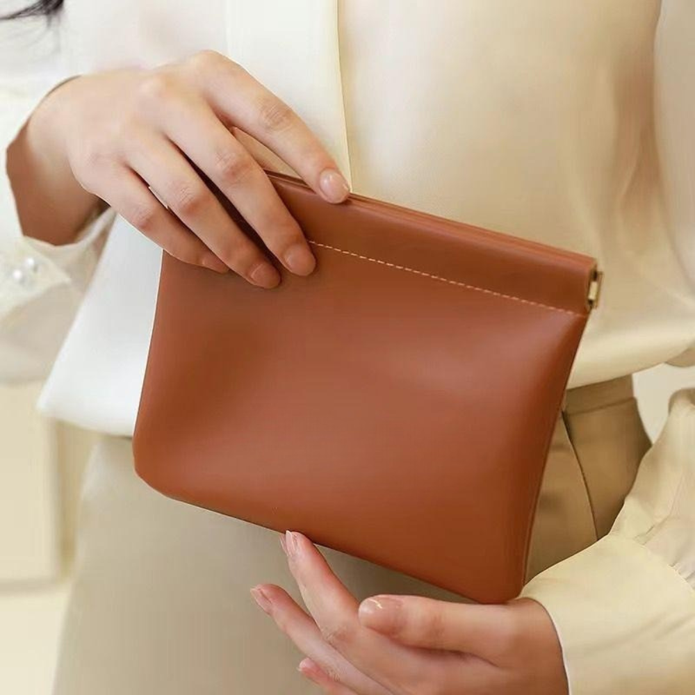 Косметичка для зберігання аксесуарів портативна, великий футляр для дрібниць на магнітній кліпсі, коричневий Кам'янець-Подільський - фото 4