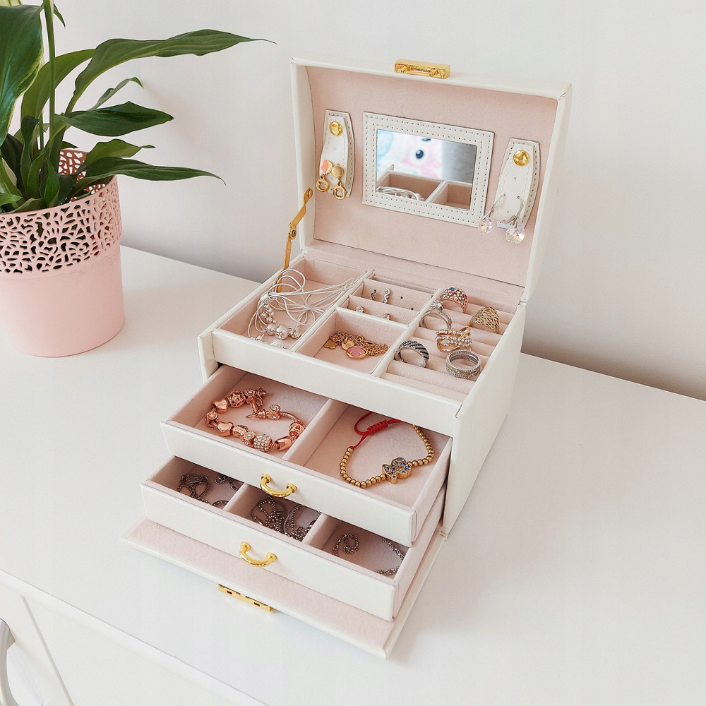 Шкатулка - футляр для хранения украшений с ключом Beautylushh (6347) Бежевый Нововолынск - изображение 9