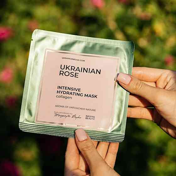 Маска з колагеном з гіалуроновою кислотою на тканинній основі Ukrainian Rose 30 г Київ