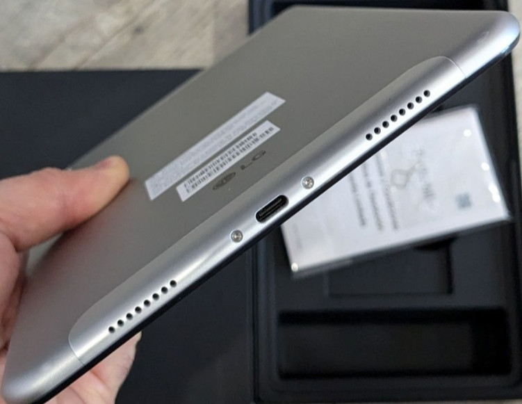 Планшет LG G Pad 5 10.1