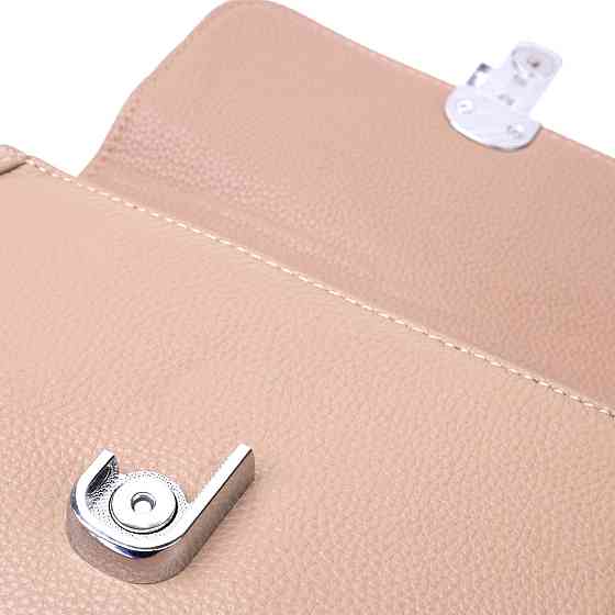 Женская полукруглая сумка с интересным магнитом-защелкой из натуральной кожи Vintage 22440 Бежевая Киев