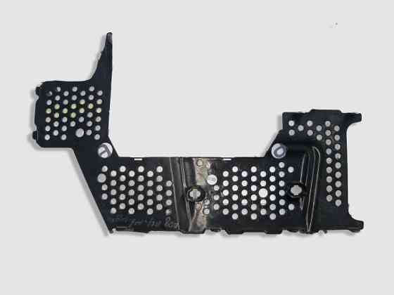 Mercedes-Benz  A2058210138 Кришка кабельного каналу під переднім лівим сидінням C-Class W205 EQC N293 Одесса