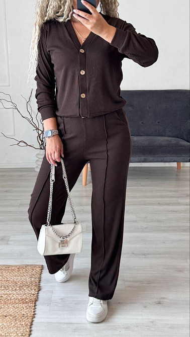 Жіночий стильний повсякденний костюм-двійка: кардиган на ґудзиках + штани трикотажний рубчик Шоколад, 42/44 Одеса - фото 4