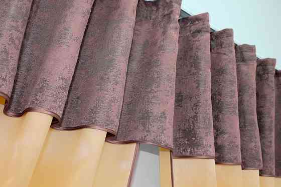 Кухонні штори VR-Textil № 073к з ламбрекеном і підхватами персиковий з малиново-сірим 270х170 см (52-0201) Киев