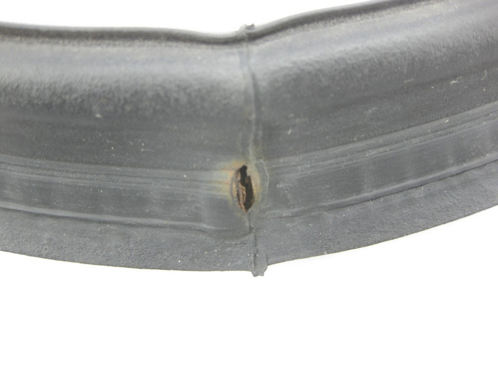 Mercedes-Benz  A1647401178 Ущільнювальна гумка кришки багажника ML W164 Одесса - изображение 7