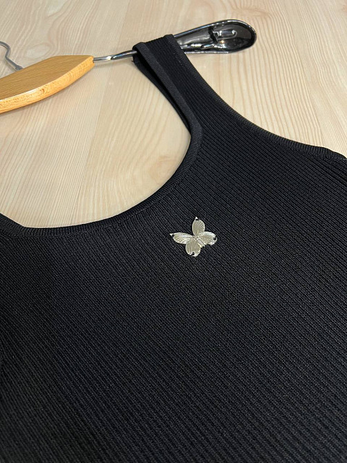 Майка жіноча A-N 2206 в рубчик з метеликом, чорний, one size Київ - фото 2