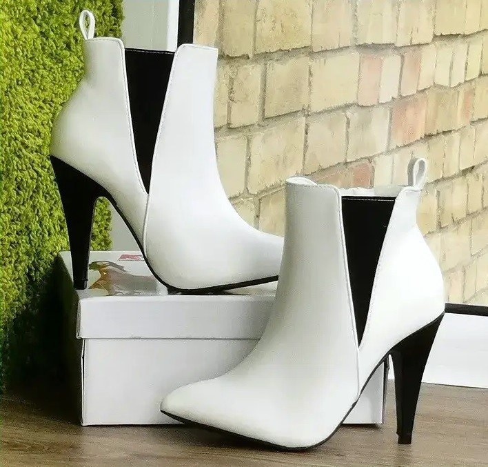 Жіночі Черевики Білі на Каблуку Шкіряні Модельні Ботильйони Напівчоботи (розміри: 36,37,38,39,40) - 60-1 Дніпро - фото 1