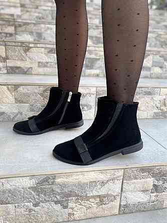 Maxi Жіночі черевики Maxi чорні натуральна замша 37-39р. (1105) Коломия