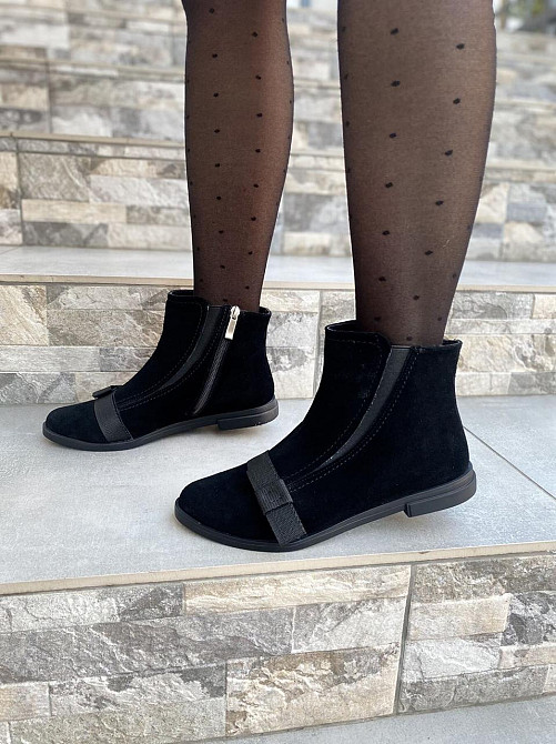 Maxi Жіночі черевики Maxi чорні натуральна замша 37-39р. (1105) Коломия - фото 5