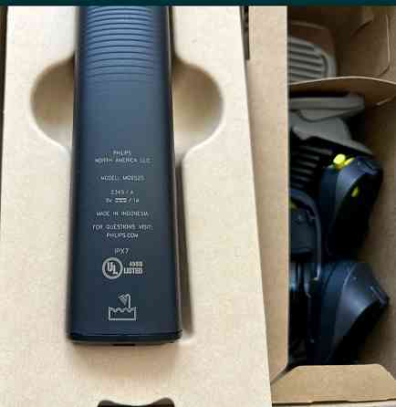 Триммер: Phillips Norelco Multigroom 9000 MG9525/ 40 ,24 Предмета ! Киев