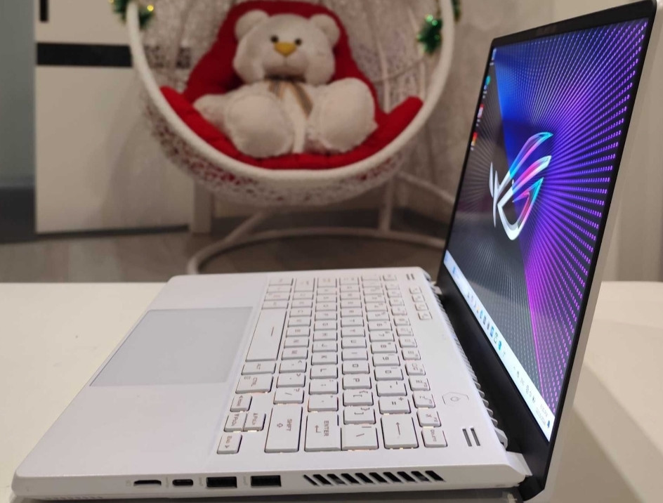 Ноутбук ASUS ROG Zephyrus G14 GA402R 14