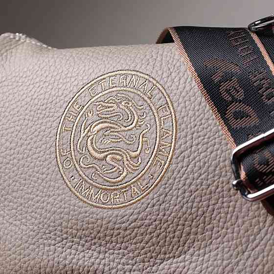 Женская сумка с вышивкой на лицевой стороне из натуральной кожи Бежевая (Vintage) Киев