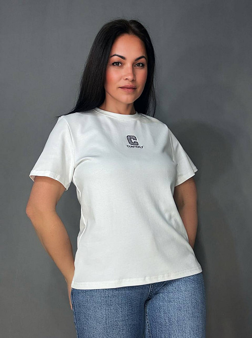 Футболка женская A-NIUSHOW 30337-3 базовая однотонная с вышивкой буквой С one size, белый, one size Киев - изображение 1