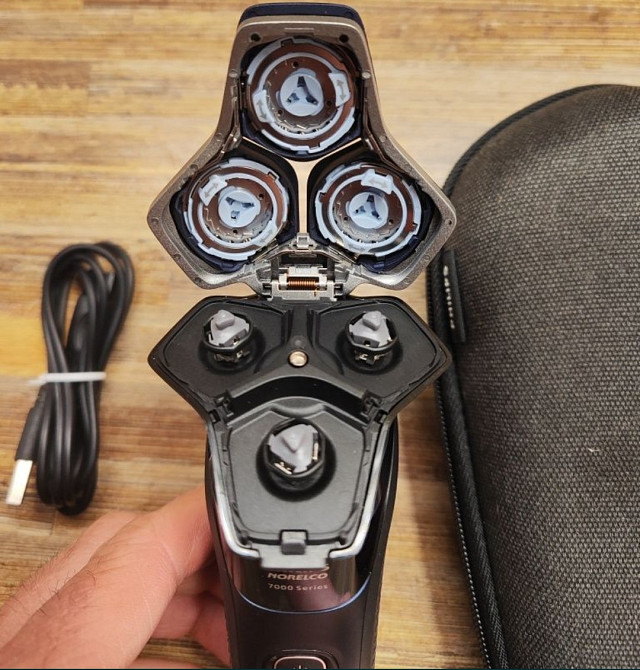 Електробритва Philips shaver norelco 7000 Київ - фото 4