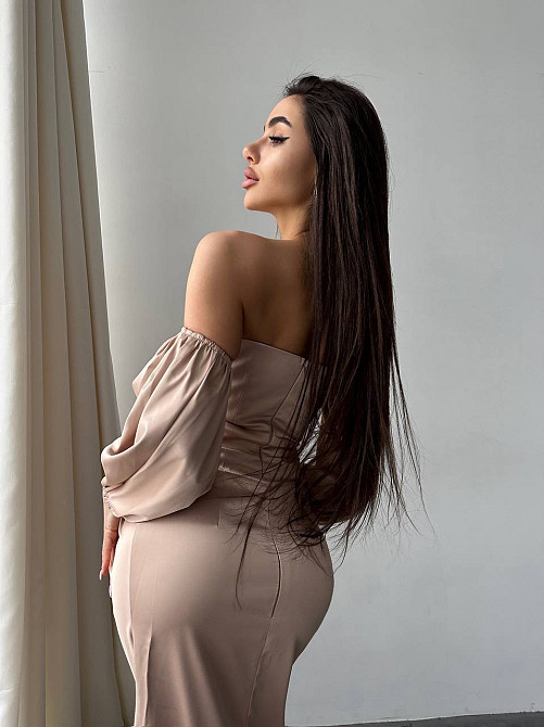 Женское роскошное вечернее платье со шлейфом и съемными рукавами из королевского атласа Бежевый, S Одесса - изображение 7