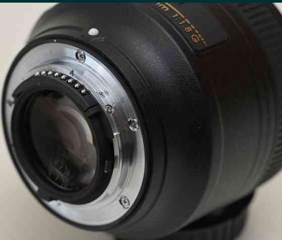 Об'єктив Nikon AF-S 85mm f/1.8G Київ