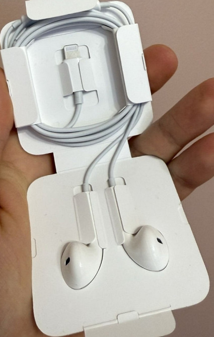 Earpods with lightning оригінал. Киев - изображение 1