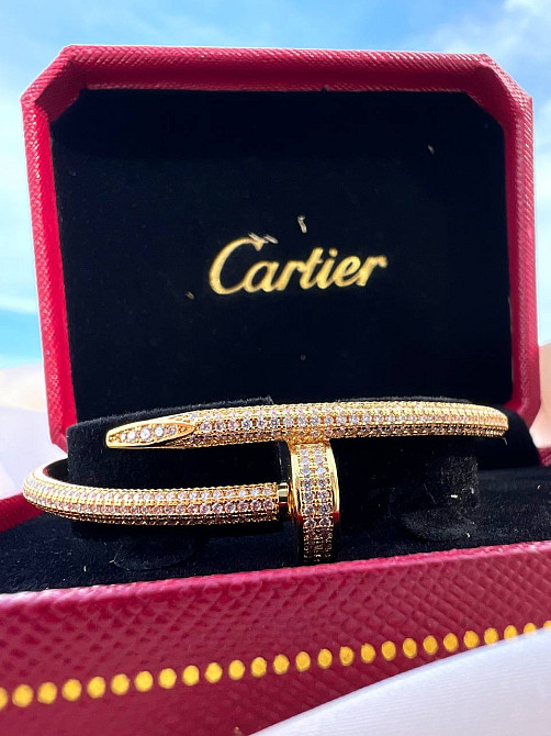 Браслет Cartier цвях позолота з цирконієм в брендовому пакуванні / Красива подарункова упаковка - коробочка з оксамитом та пакет Одеса - фото 1