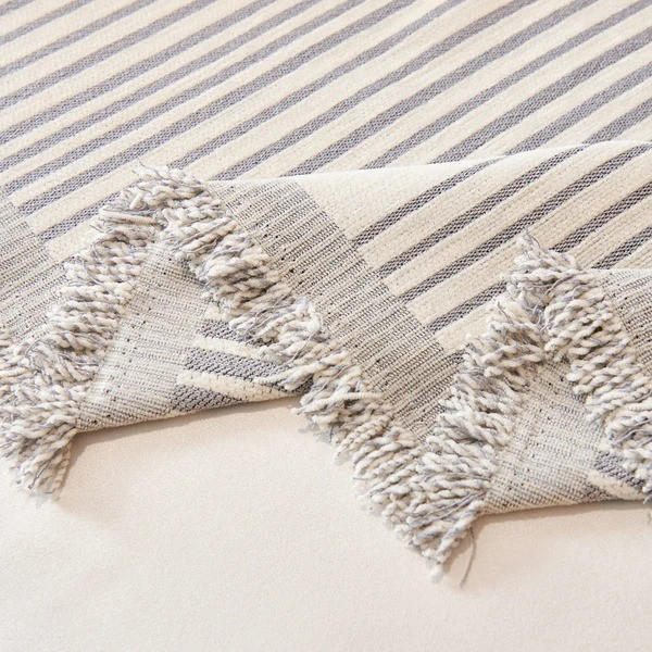 Плед покрывало для дивана и кровати,чехол накидка для мягкой мебели 180х230 см,бело-серый с узором Каменец-Подольский - изображение 5