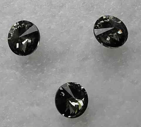 Стразы Swarovski черные ,SS3 (1400 шт) Киев