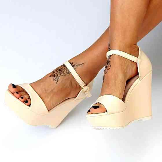 Жіночі Сандалії Босоніжки на Танкетці Платформа Бежеві Літні (розміри: 35,36,37,38,39,40) - 44 Дніпро