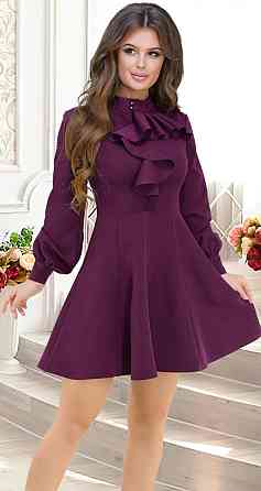 Красивое платье с расклешенной юбкой (42) Киев