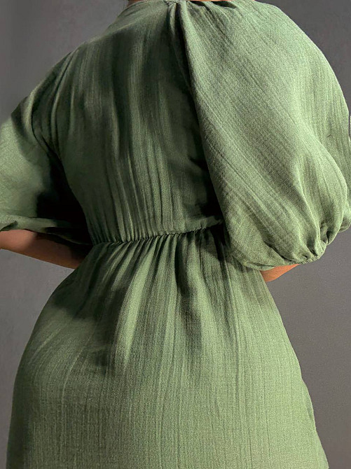 Сукня жіноча Mix Ray 4196 довга з розрізом вузол на грудях з муслину хакі, хакі, M Київ - фото 16