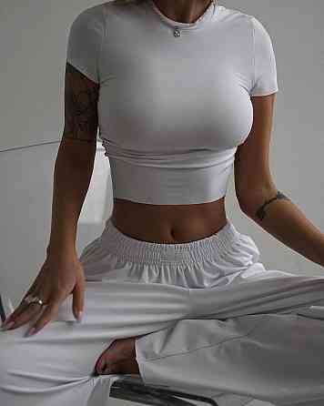 Жіночий базовий костюм двійка: футболка і штани мікродайвінг Одеса