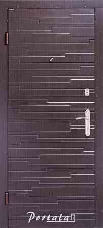 Двері квартирні, серія Комфорт, модель Естепона, на трубі венге темний/венге світлий, 2 замку 850 Київ