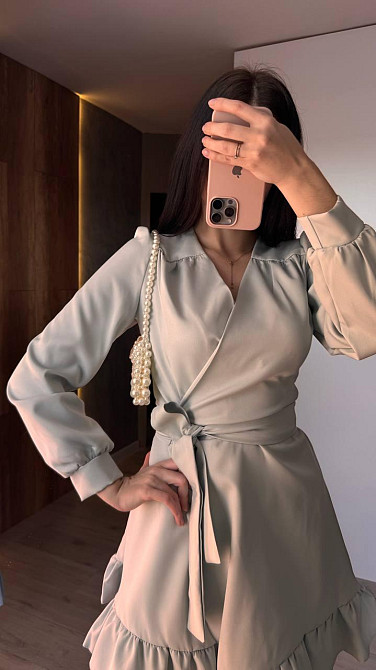 Женское романтическое платье на запах костюмка Серый Одесса - изображение 3