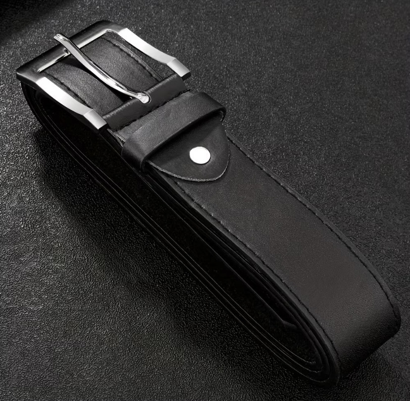 Подарунковий набір для чоловіків 6 в 1 годинник окуляри ручка ремінь гаманець брелок чорний З ДЕФЕКТОМ КОРОБКА Київ - фото 4