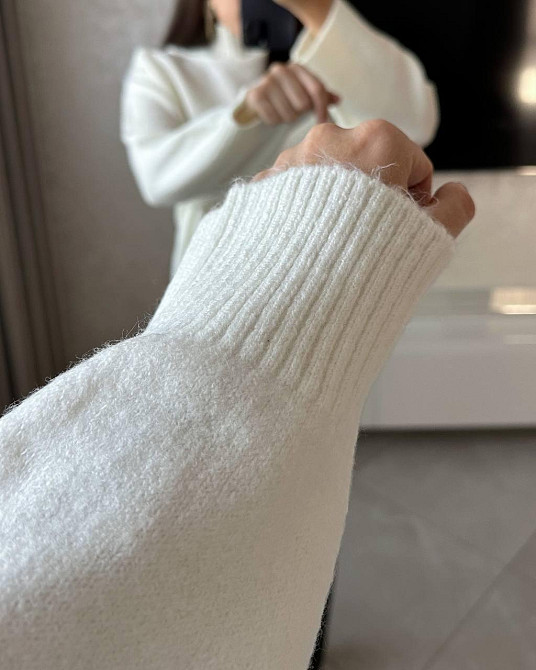 Женский оверсайз свитер машинная вязка Молочный Одесса - изображение 3