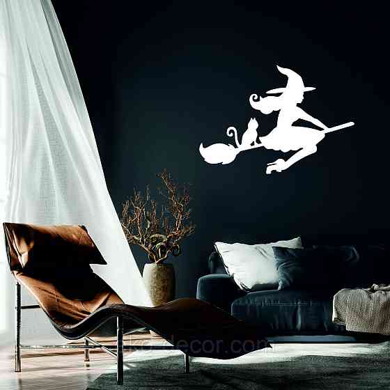 Декоративное настенное Панно «Ведьма на метле с котом», Декор на стену 110*77 см, Белый Киев