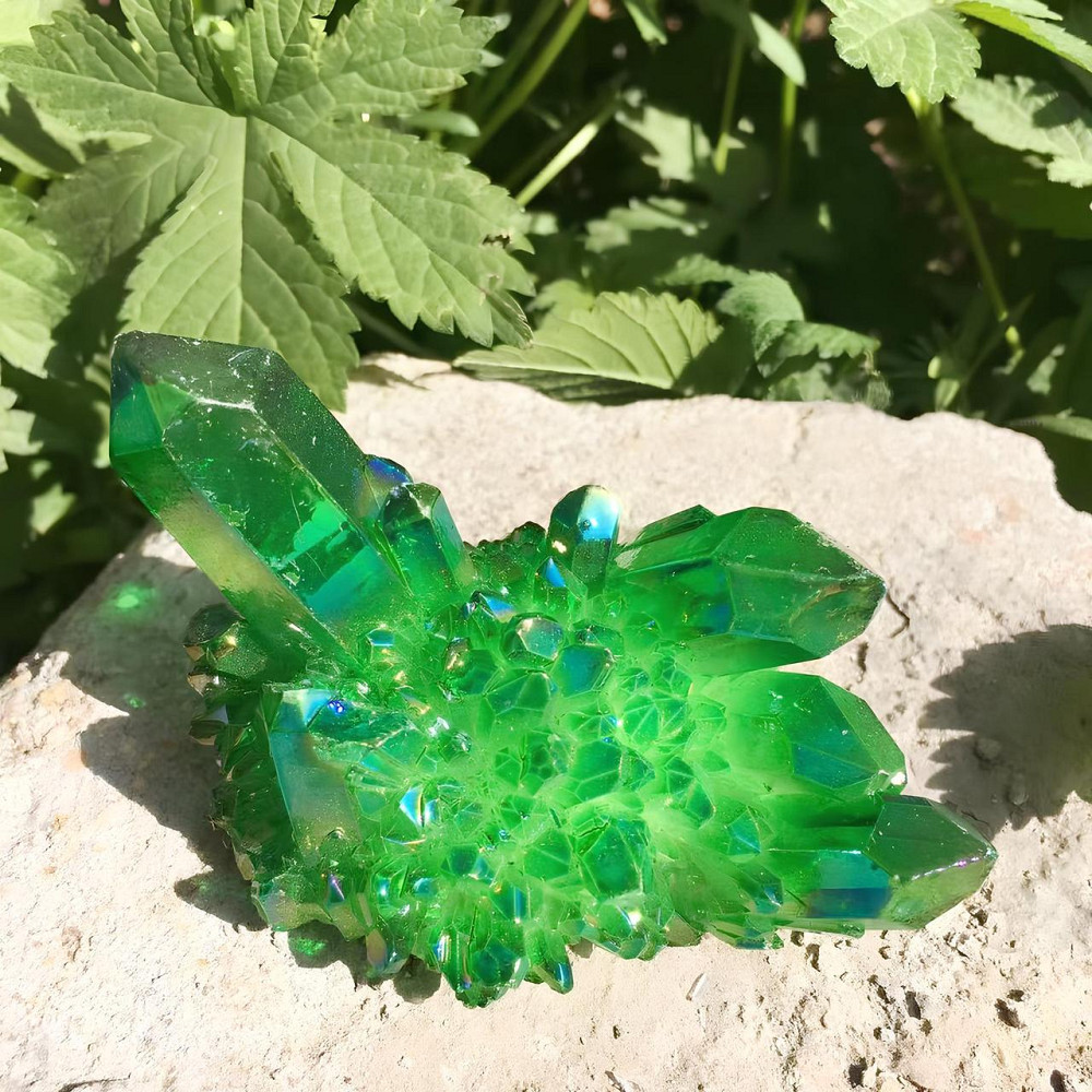 Натуральный камень кварц с зелёным напылением RESTEQ 70 г — минерал Green Quartz для интерьера и эзотерики Киев - изображение 2