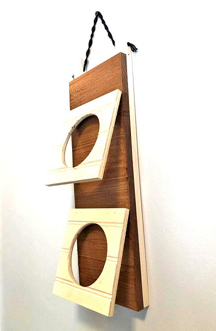 Полка настенная для цветов 