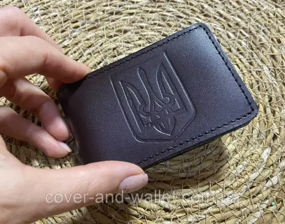 Шкіряна обкладинка для ID-паспорта та авто документів з гербом України на три відділення P-Leather Київ