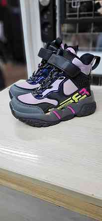 Детские зимние ботинки  для девочек 27,28 Николаев