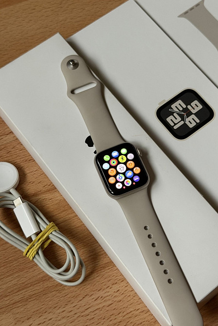 Apple Watch SE 2 40 mm Starlight / Повний комплект. Київ - фото 7