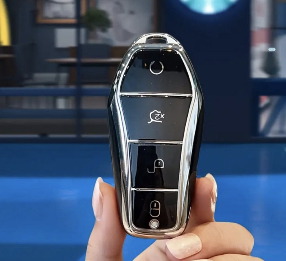 Захисний чохол для автомобільного ключа BYD Чорний зі сріблястим Смела - изображение 1