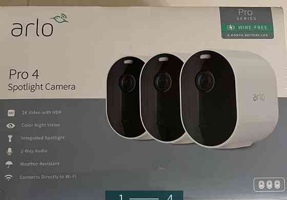 Камеры : Arlo Pro 4 Spotlight Camera. Киев