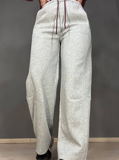 Штани жіночі A-N 25061 спортивні широкі Baggy з кишенями та шнурком трикотажні світло сірі, світло-сірий, M Київ - фото 20