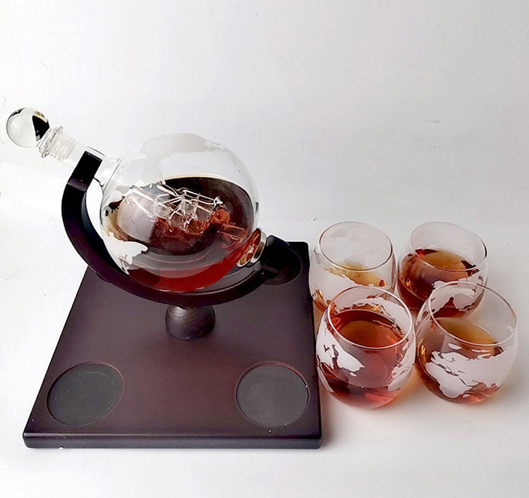 Декантер Глобус Навколо світу + каміння для віски, 4 склянки, Штоф, Графін для віски Кременчук - фото 6