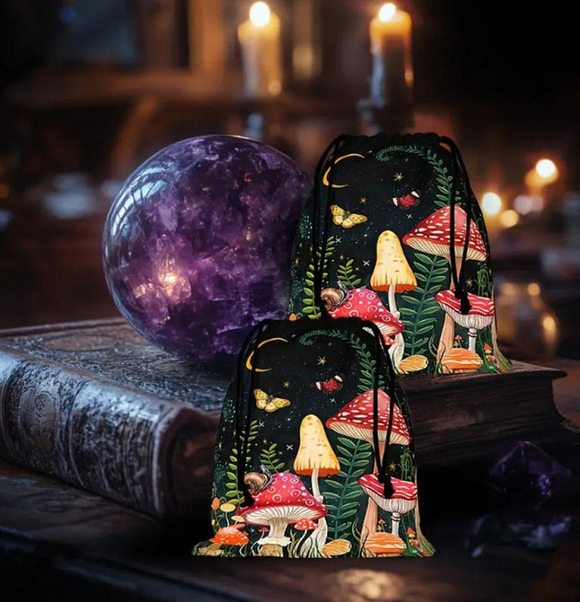 Черный бархатный мешочек для Таро 