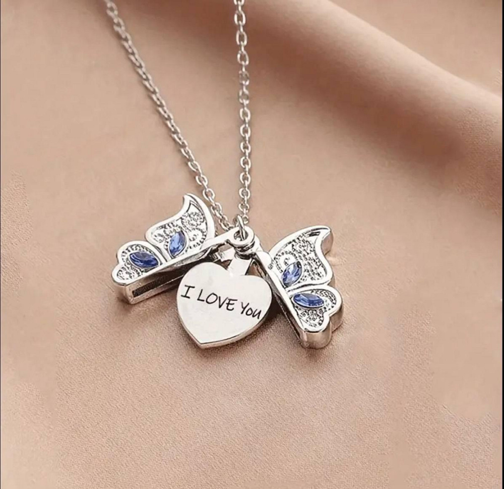 Кулон-бабочка с сердцем «I Love You» серебристый Киев - изображение 1