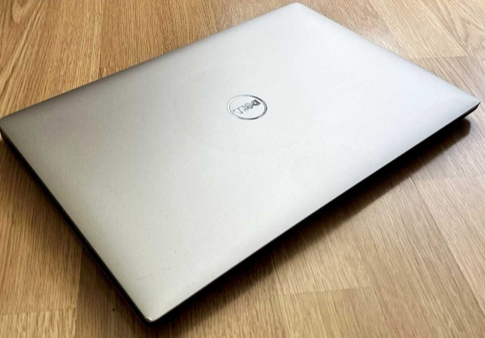 Ноутбук Потужний тонкий DELL XPS 15.6 FHD / Core i7 x12 / 16Gb. SSD 1050Ti Київ - фото 7