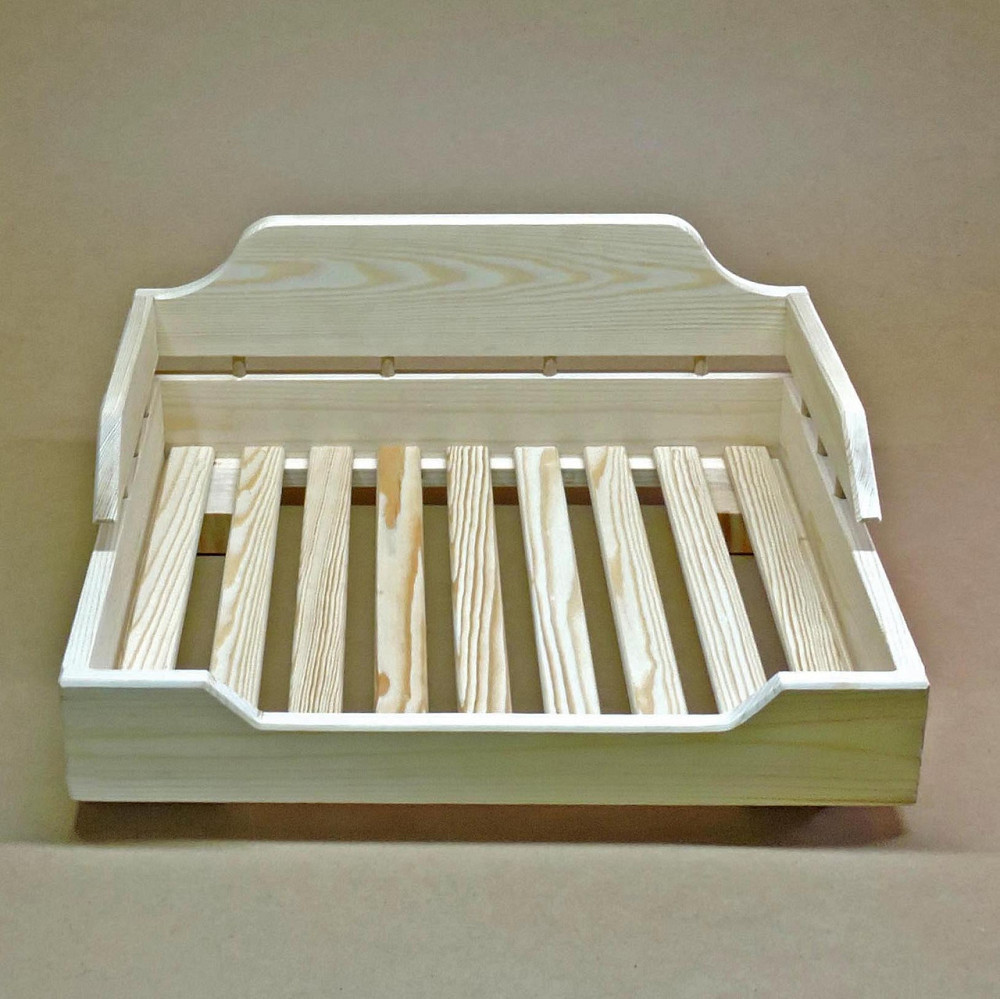 Лежак деревянный для собаки 