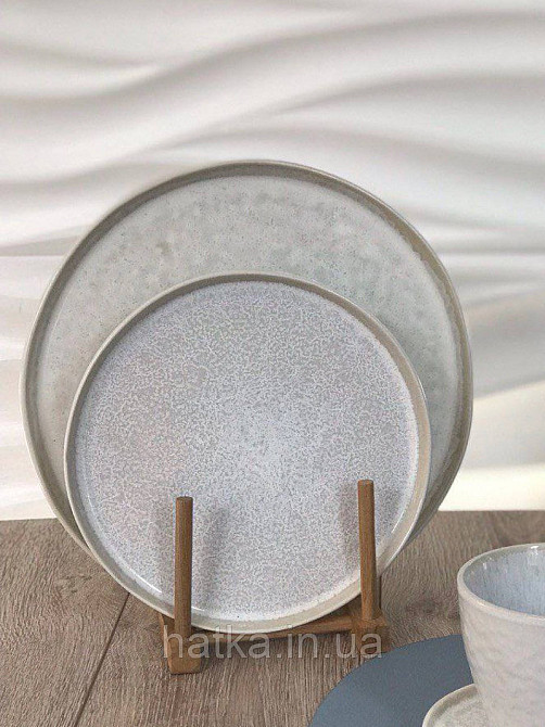 Тарілка Olens "Вайт-стоун" 21х1,2 см коло з бортиком кераміка біла із сірими домішками для дому та ресторану Київ - фото 5
